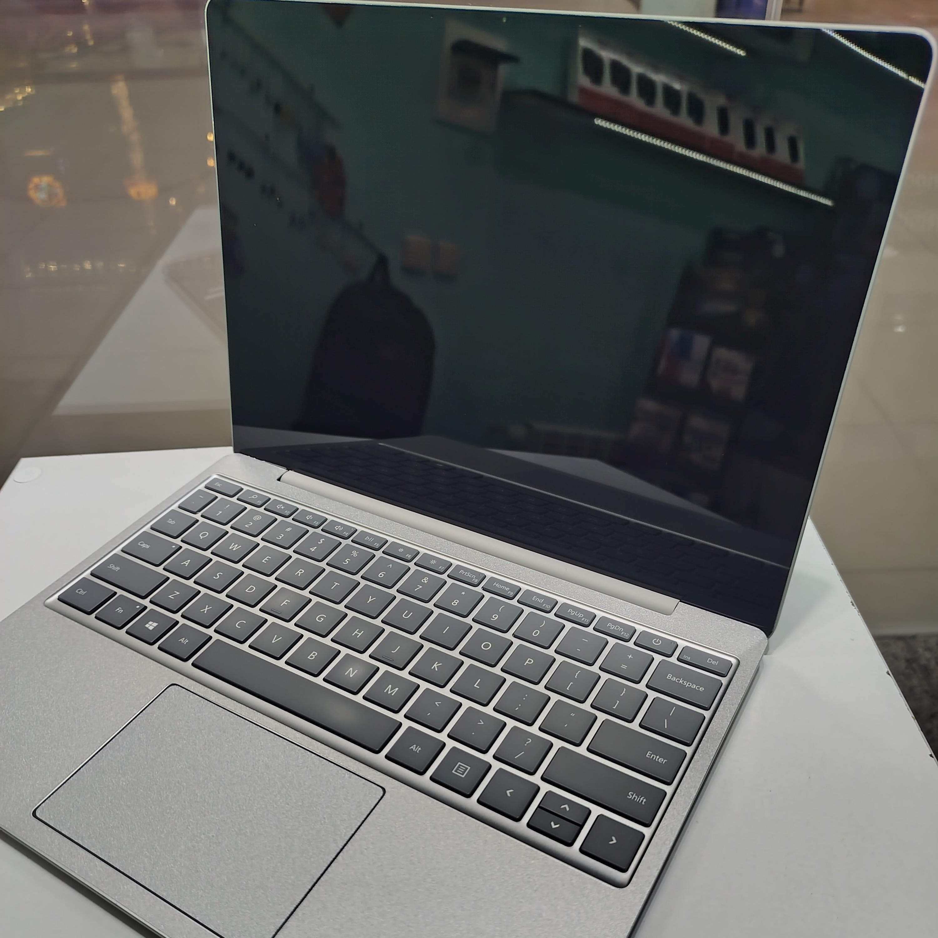 surface laptop go 1943 - ۴